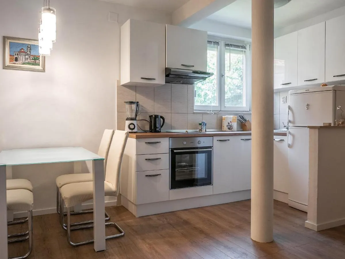 Maslina Apartment Zadar Croatia
